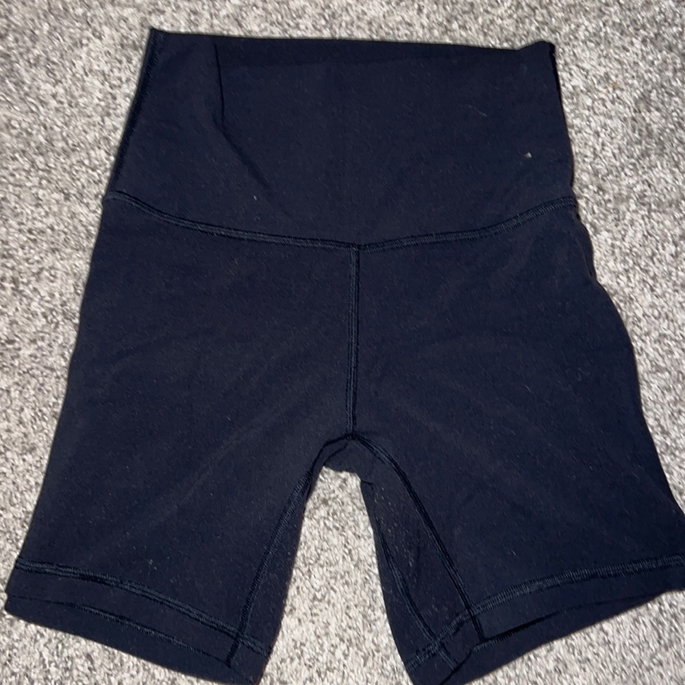 Lululemon Align 6” shorts size 4